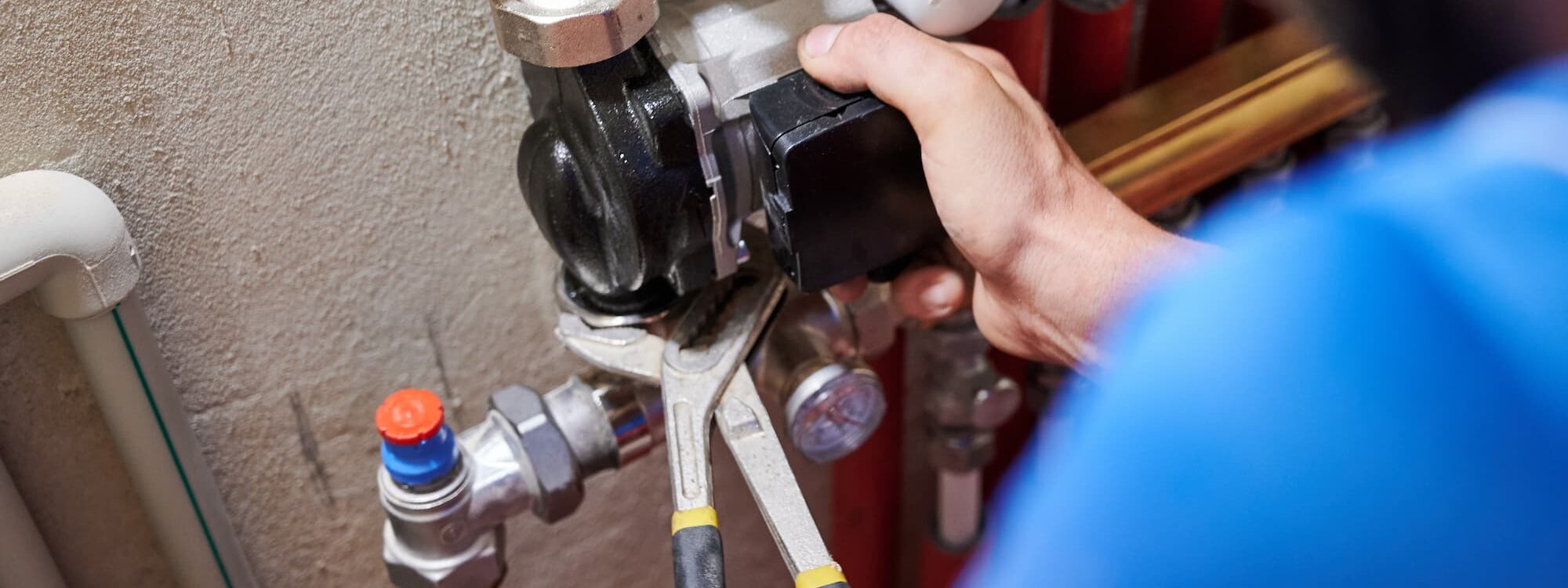 Pourquoi confier le remplacement d’une colonne d’eau principale &agrave; un professionnel ? Montb&eacute;liard